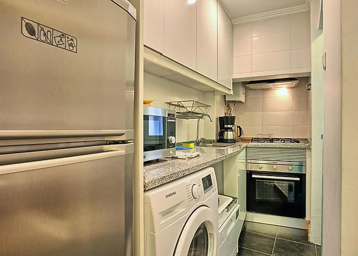 Heiliger Lazarus By Interhome Apartman